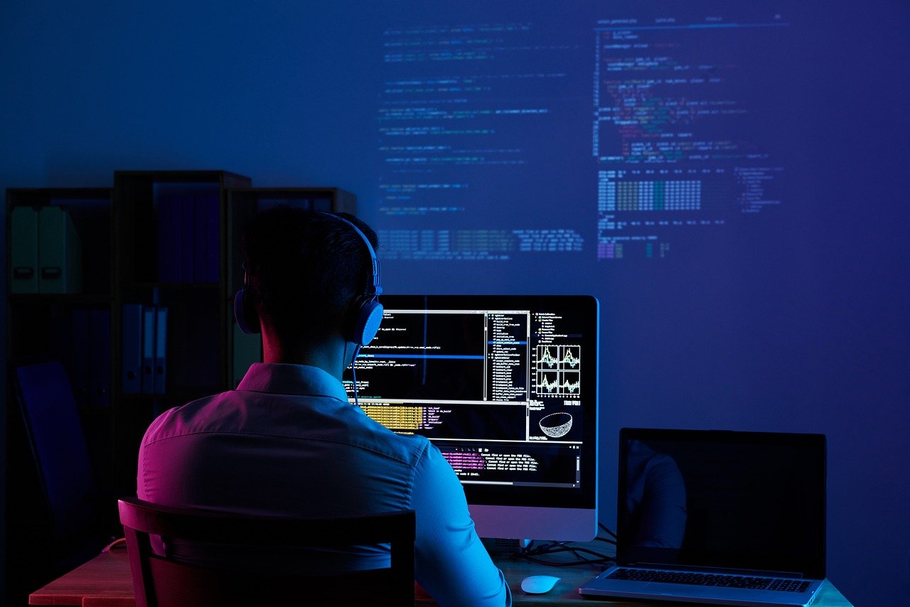 SilkTest.org Peter Hollingsworth Contact: Your Complete Guide to Software Testing Excellence
